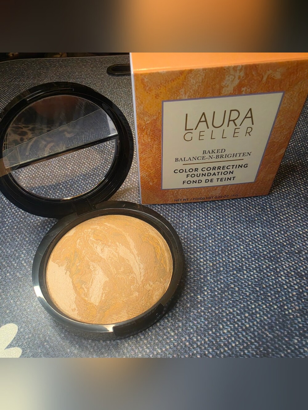 Laura Geller Baked Balance-N-Brighten Color Correcting Foundation - Light